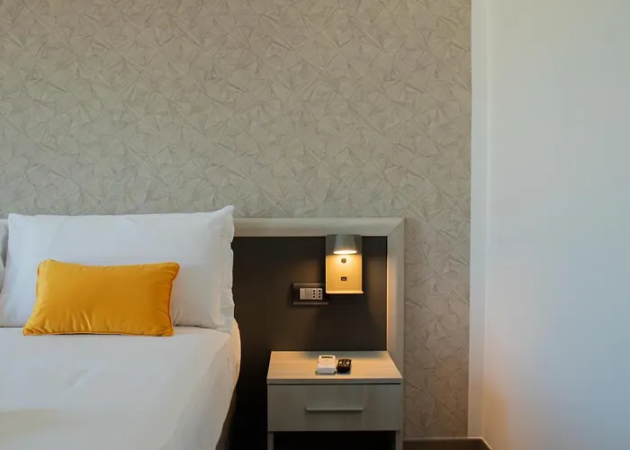 Bed & Breakfast Myhouse 4*